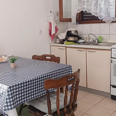아파트 Family Friendly Seaside Brgulje, - 24673