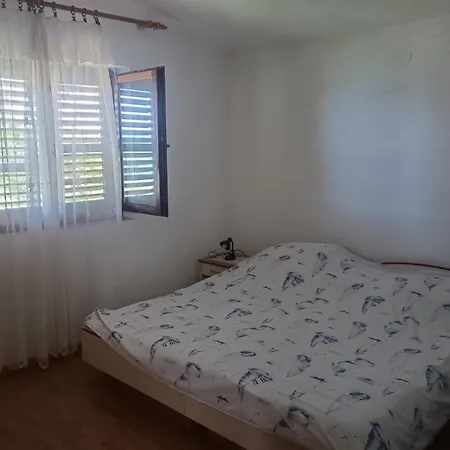 Family Friendly Seaside Brgulje, - 24673