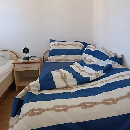 Family Friendly Seaside Brgulje, - 24673 Apartmán *